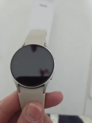 Samsung Galaxy Watch 7 Beige/Plata
