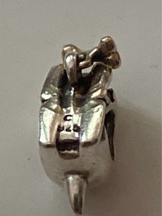 Chamilia Charm Perro con Hueso Oro Plata