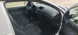 Peugeot 206 2011