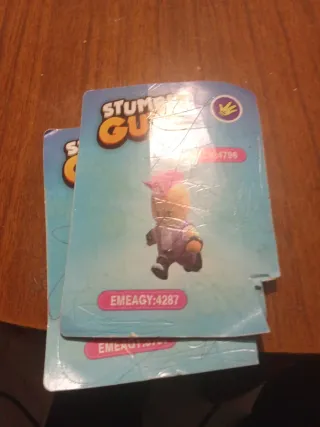 Son. Muy. Guapos. Estos. Juguetes. Ay. Más jugue