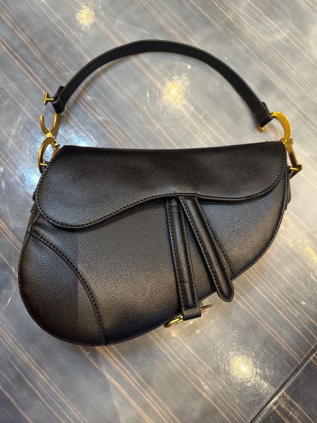 Bolso Christian Dior Clásico Negro Dorado