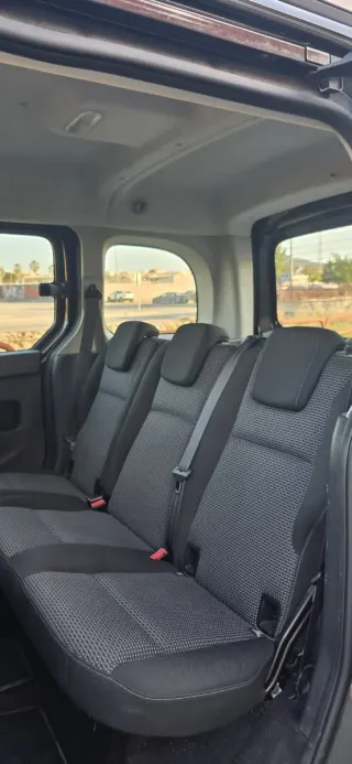 𝗠𝗘𝗥𝗖𝗘𝗗𝗘𝗦-𝗕𝗘𝗡𝗭 𝗖𝗜𝗧𝗔𝗡 𝟭𝟬𝟵 CDI