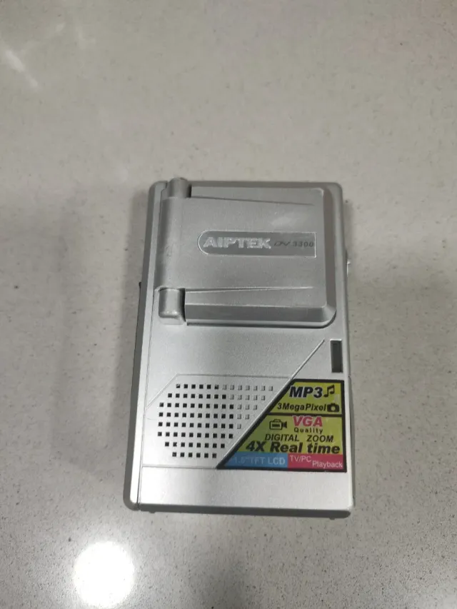 Cámara AIPTEK DV 3300 MP3 VGA