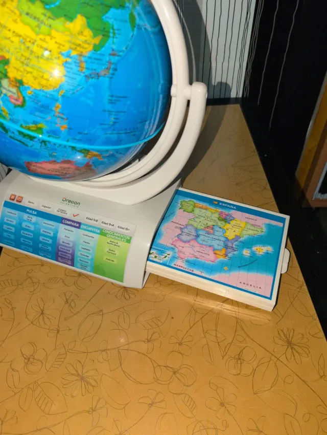 Globo Terráqueo Smart Glove Oregon Scientific