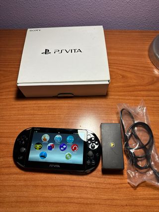 Consola PS Vita Negra + Cargador + Tarjeta 4GB