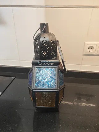 Lámpara árabe de metal y cristal