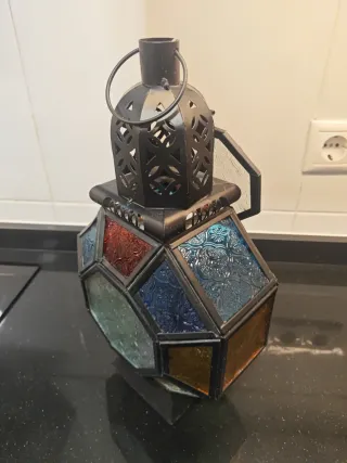 Lámpara árabe de metal y cristal