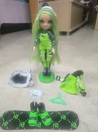 Muñeca Rainbow High con Accesorios