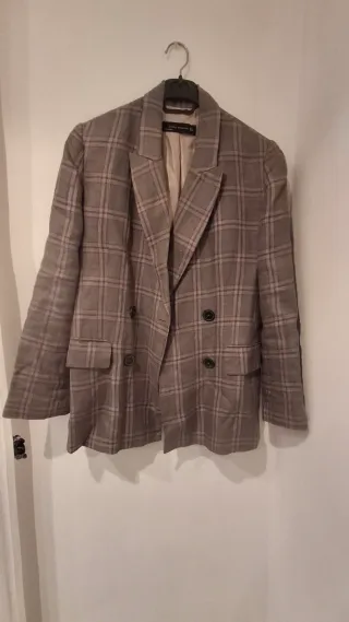 Americana oversize cuadros Zara