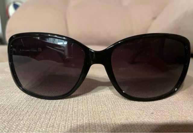 Gafas de sol Michael Kors negras