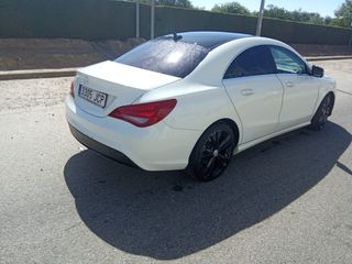Mercedes-Benz Clase CLA 2015