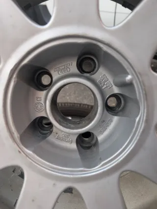 Juego 2 Llantas Audi