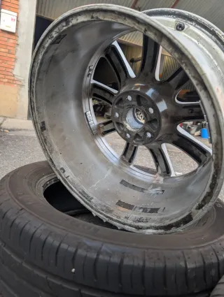 Juego 2 Llantas Audi