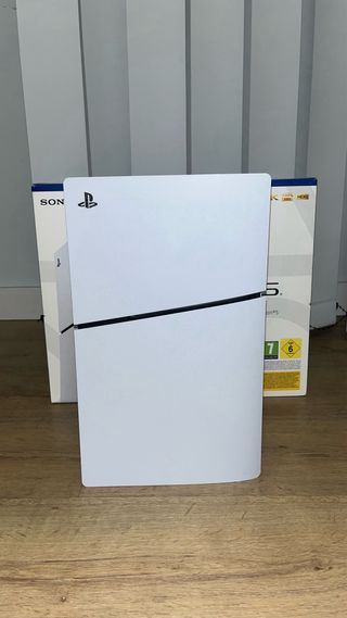 PS5 con 1 mando y gta 5