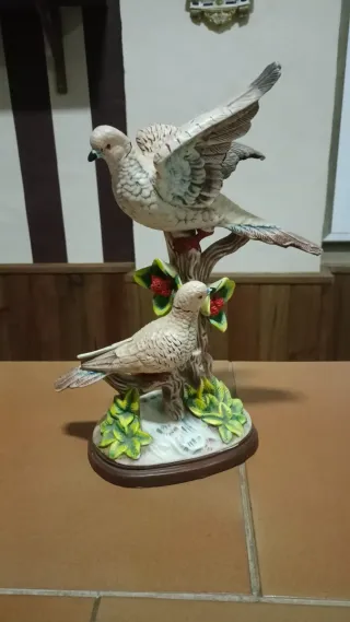 Figura decorativa de pájaros