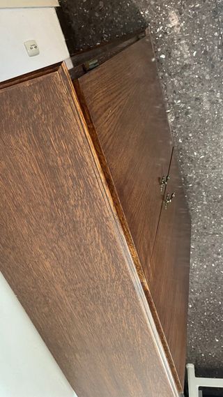 Armario vintage de madera