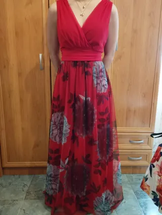 Vestido largo floral para bodas