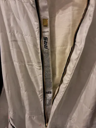 Mono de Rally Blanco y Negro