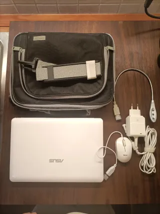 Asus Eee PC Seashell Bianco Netbook