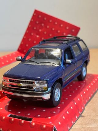 Chevrolet Tahoe 1:43