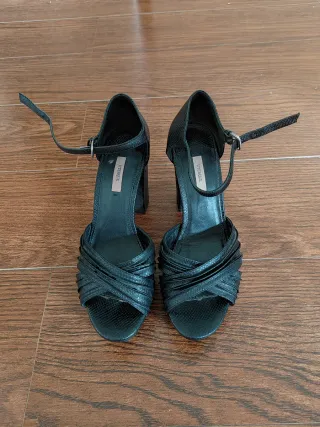 Sandalias Uterque Piel Tacón Negro