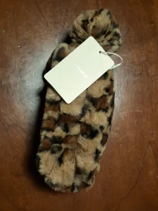 Pochette pelliccia sintetica maculata Primark