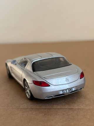 Mercedes SLS AMG 1:43