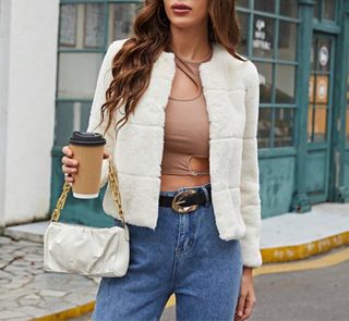 Chaqueta pelo blanco