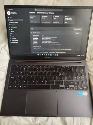 Samsung Book 4 15 i7 13th Gen 16GB RAM