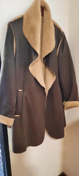 Abrigo verde forro borreguito