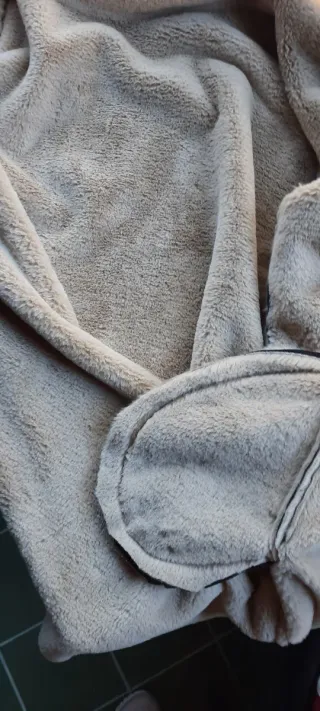 Abrigo verde forro borreguito