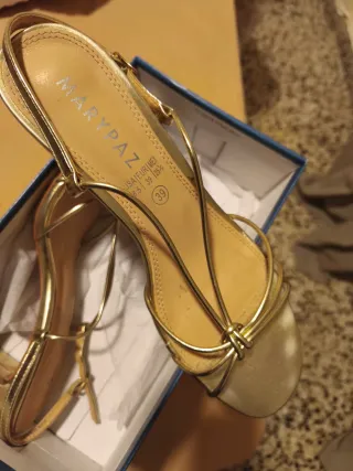 Sandalias doradas MARTPAZ talla 39