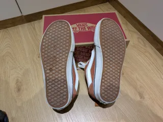 Zapatillas Vans Naranja y Blanco