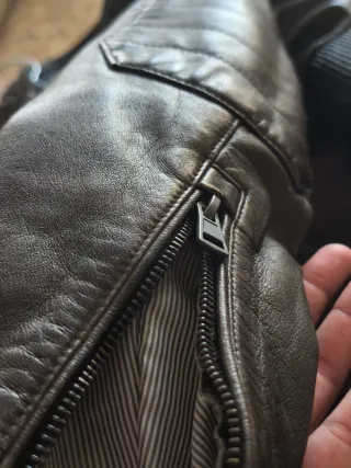 Cazadora de piel auténtica