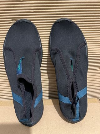 Scarpine nere e turchesi per bambini