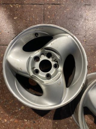 Llantas Vito 15 pulgadas (3 unidades).