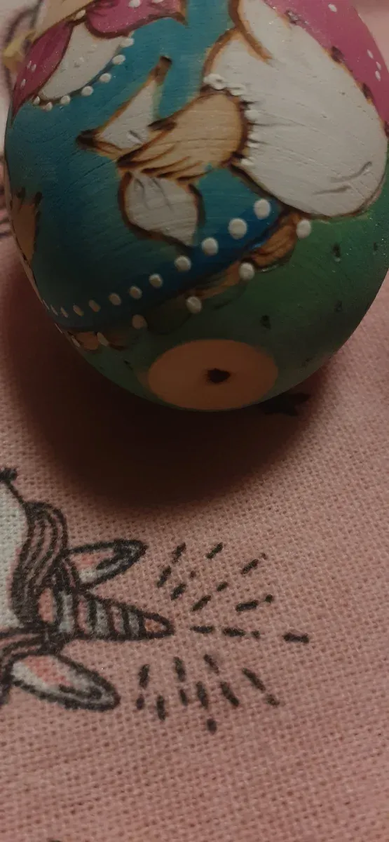 Uova di Pasqua vintage decorate artigianalmente