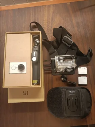 Xiaomi Yi Action Camera HD 1080P + Accessori