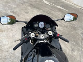 Yamaha R6 Negra