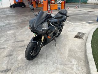 Yamaha R6 Negra