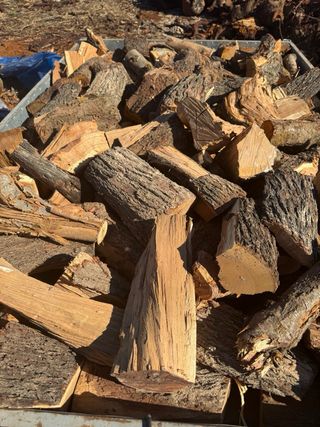 Leña de almendro, frutal, pino, olivo