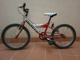 Bicicleta infantil Coluer 20 roja