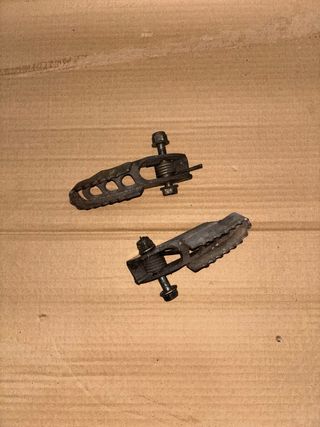 Reposapiés Rieju RJ