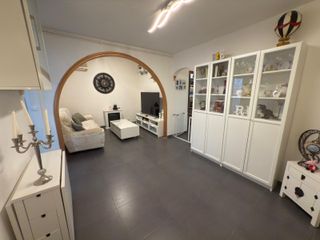 Casa con patio y terraza