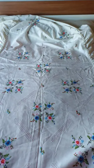 Cubierta de cama bordada 105