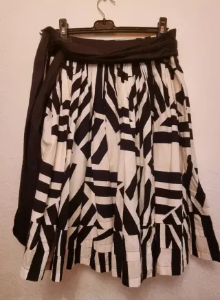 Falda Zara Plisada Estampada