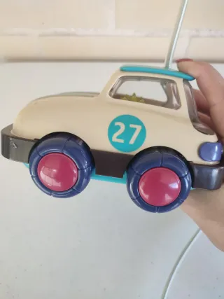 Coche teledirigido infantil
