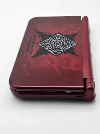 New 3DS XL Limited Monster Hunter Edition NearMint