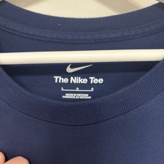 Camiseta Nike Tee Azul Oscuro Talla L