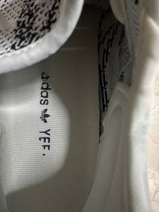 Adidas Yeezy 350 V2 Zebra Talla 42.5